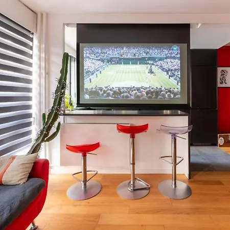 Apartment Modern 2bd W Balconymenilmontant Paris