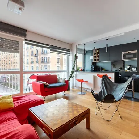 Modern 2bd W Balconymenilmontant アパート パリ